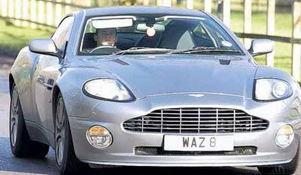 Legendary Wayne Rooney of MU with his love, his million dollar red car collection. – Fav Sporting