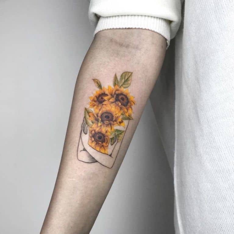 135+ Sunflower tattoo ideas: A reminder of joyful energy with you wherever you go