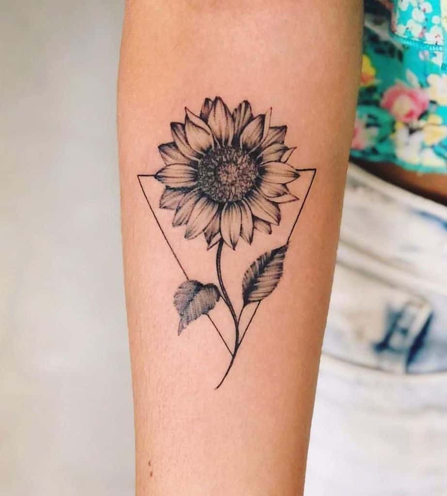 135+ Sunflower tattoo ideas: A reminder of joyful energy with you wherever you go