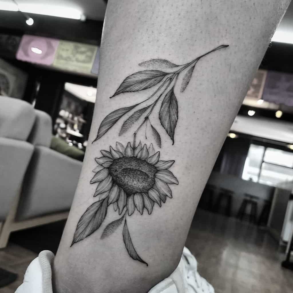 135+ Sunflower tattoo ideas: A reminder of joyful energy with you wherever you go