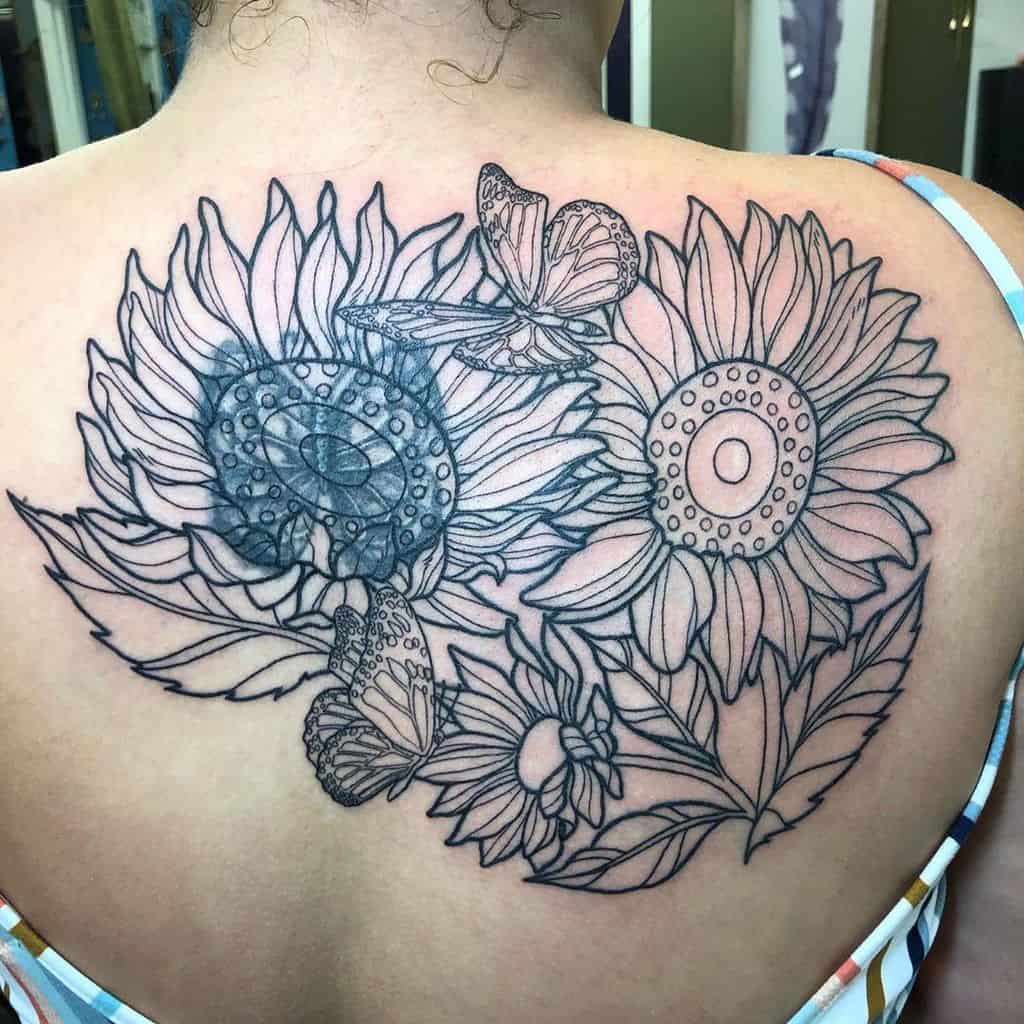 135+ Sunflower tattoo ideas: A reminder of joyful energy with you wherever you go