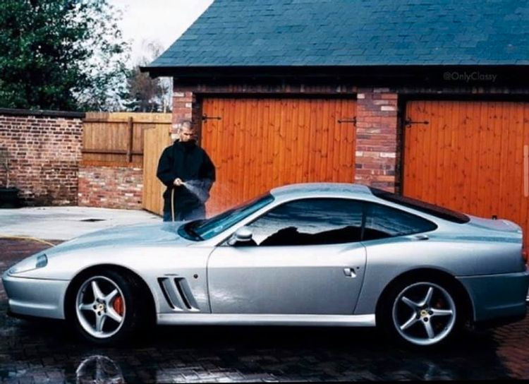 10 super exclusive car models of David Beckham