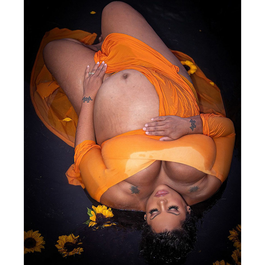 10 Perceptive Pictures Honoring Plus-Size Pregnancy