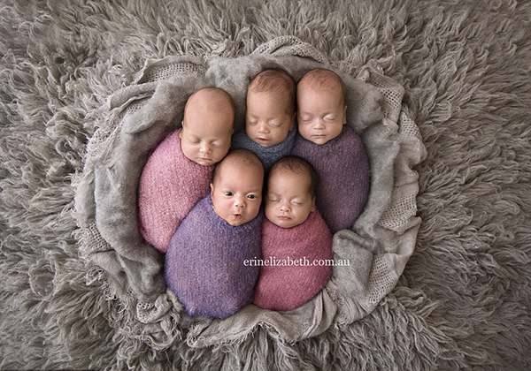 Mother of Quintuplets Shares Touching Pictures Of Her Five Adorable Kids, "50 Fingers, 50 Toes, and Six Hearts Beating At Once," - movingworl.com