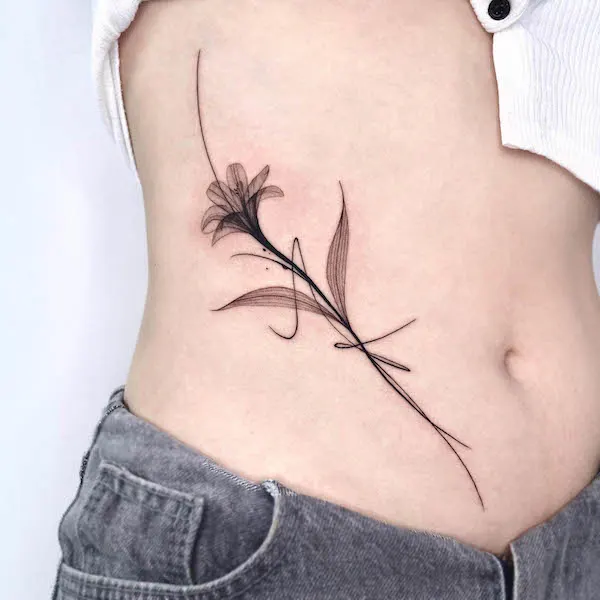 51 Stunning Rib Tattoos For ᴡᴏᴍᴇɴ with Meaning