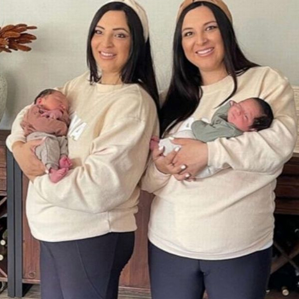 Boys were born to identical twins who gave birth a few hours apart, and the babies weigh the same amount.