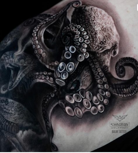 Exploring Yesy Tattoo'S Unique Approach To Black And Gray Tattooing Through Realistic Portraiture And Surrealism.