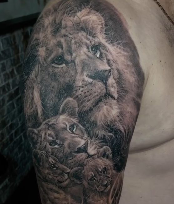 Dmitriy Samohin Master Tattoo Artist From Ukraine With Unique And Stunning Designs.