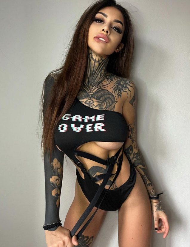 Discover the Stunning Tattoos and Edgy Style of Model Elisa Brandani.