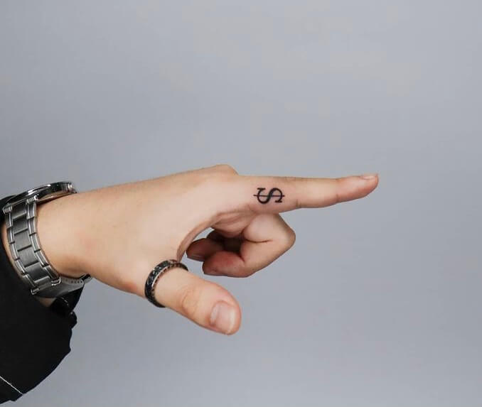 40+ Finger Tattoo Ideas