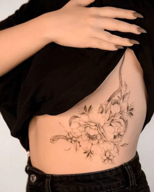 51 Stunning Rib Tattoos For ᴡᴏᴍᴇɴ with Meaning