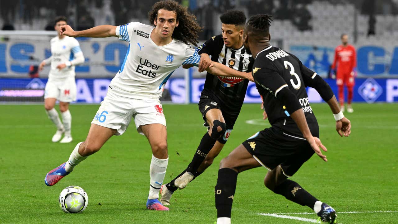 Dengar 'Ceramah' Eks Arsenal Matteo Guendouzi, Pemain Lawan Langsung Jujur Minta Anulir Gol | Goal.com Indonesia