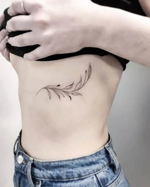 51 Stunning Rib Tattoos For ᴡᴏᴍᴇɴ with Meaning