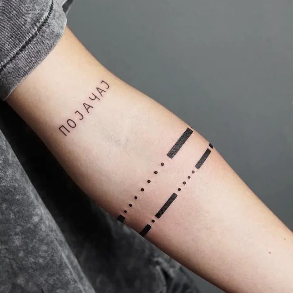 28+ Wonderful bracelet tattoo designs for women