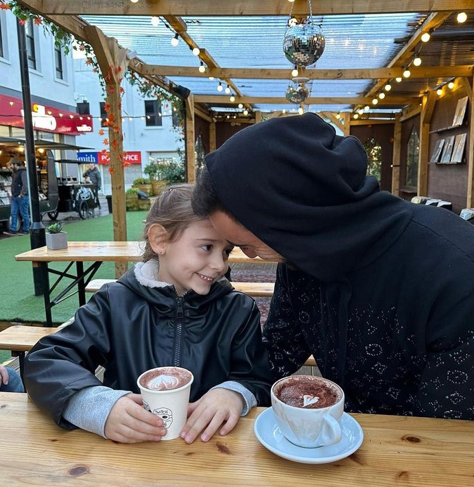 Bruno Fernandes shares adorable moment with daughter