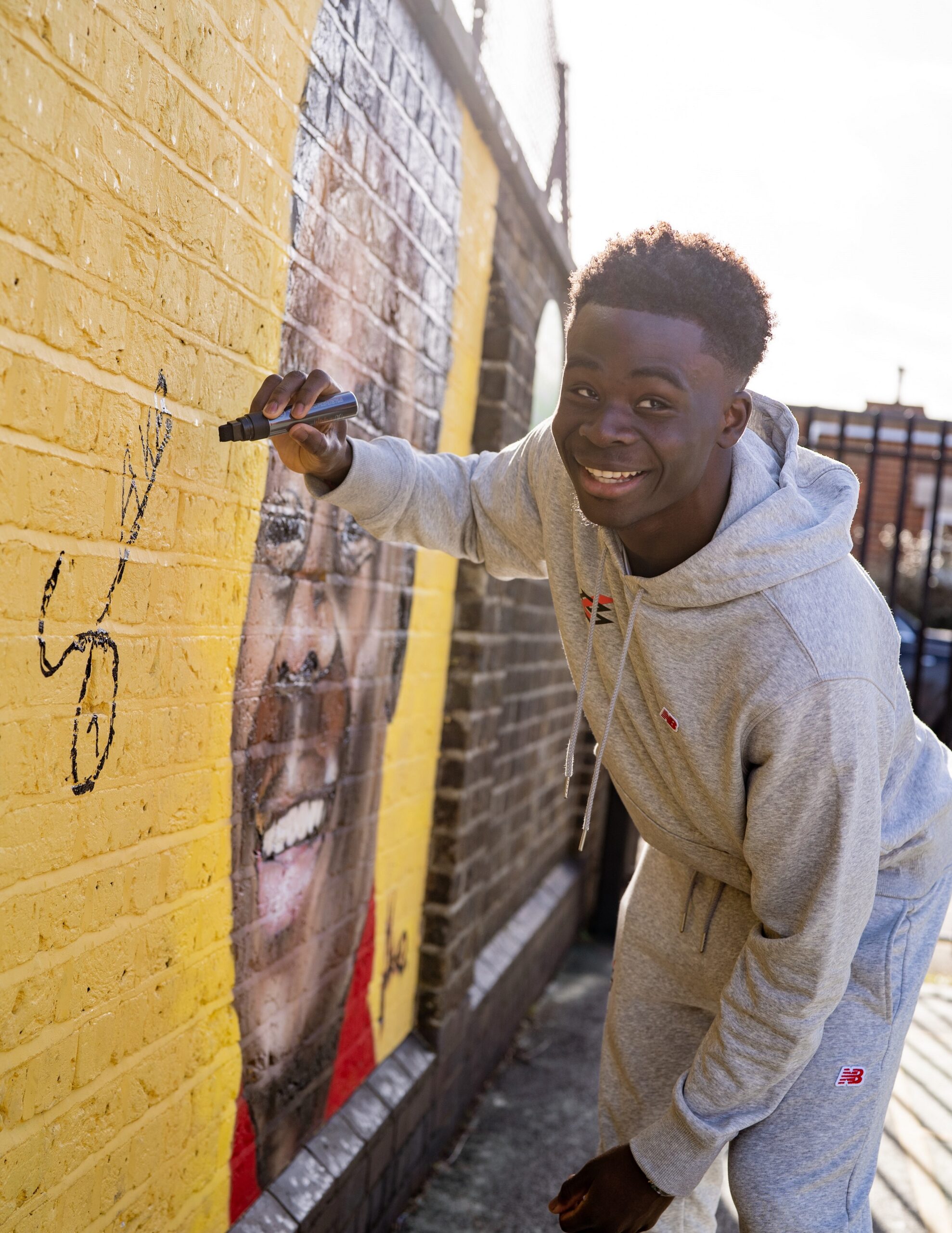 Bukayo Saka former pupil of The Edward Betham School makes a return visit