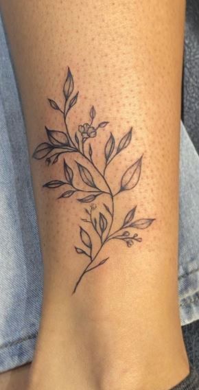 240+ Vine Tattoos For Guys and Females (2023)