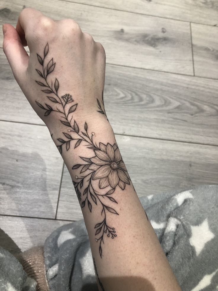 240+ Vine Tattoos For Guys and Females (2023)