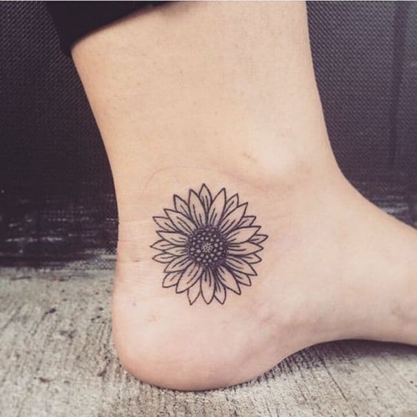 135+ Sunflower tattoo ideas: A reminder of joyful energy with you wherever you go