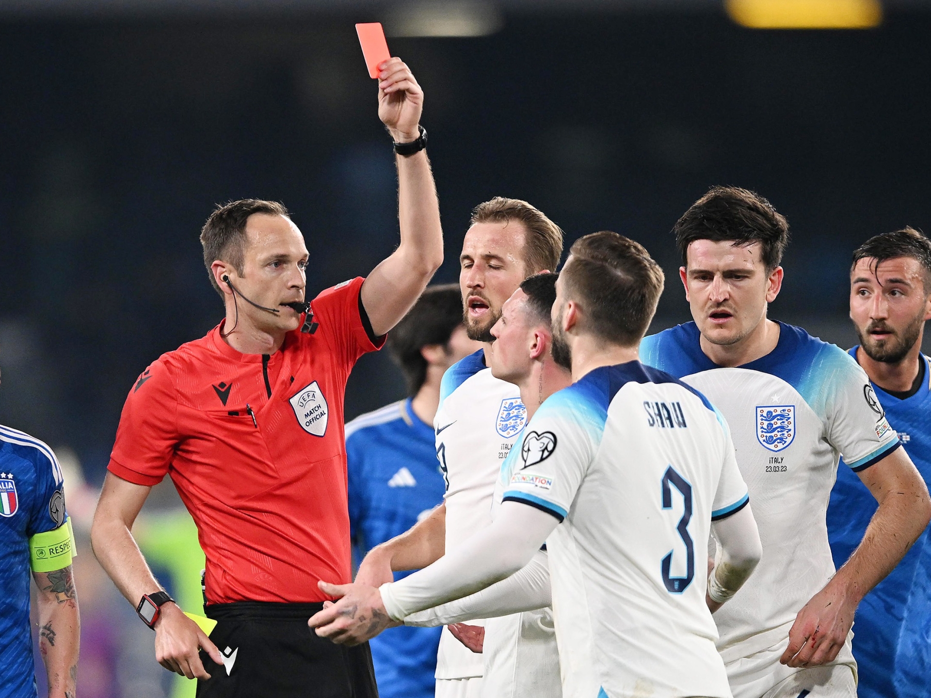 Man Utd fans all say the same thing as Luke Shaw is sent off for England  after two yellows in under a minute | The Irish Sun