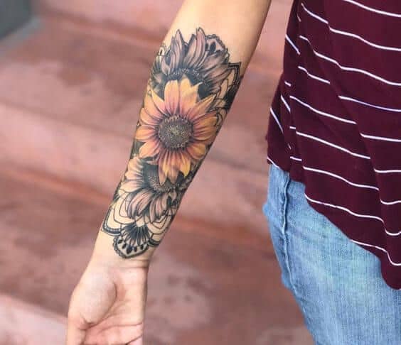 135+ Sunflower tattoo ideas: A reminder of joyful energy with you wherever you go