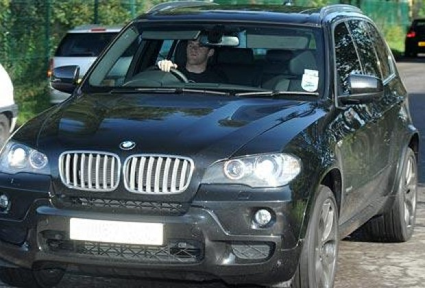 Legendary Wayne Rooney of MU with his love, his million dollar red car collection. – Fav Sporting