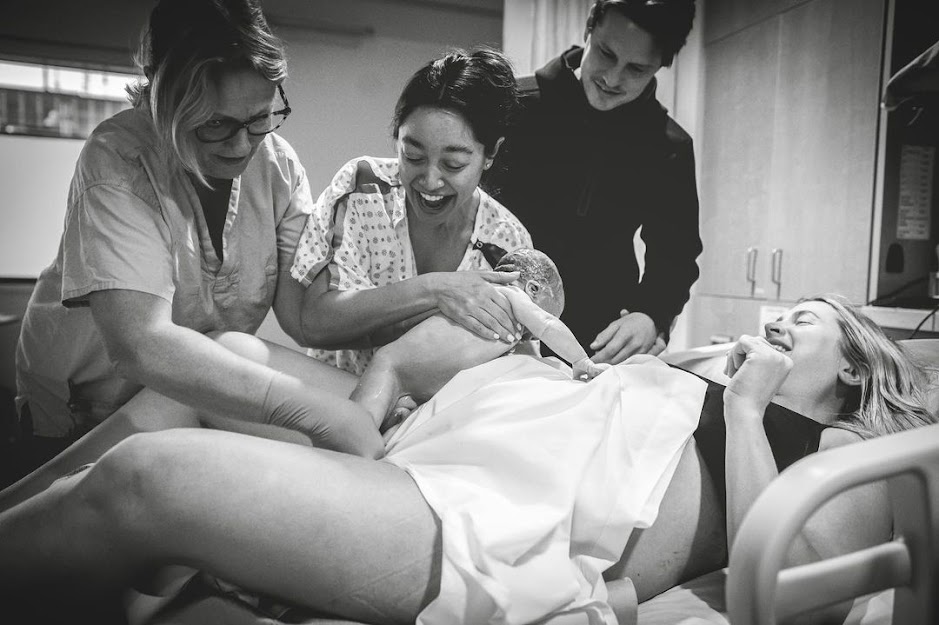 Strong images of a best friend who becomes a surrogate mother