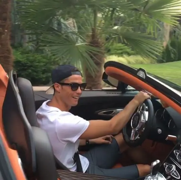 Cristiano Ronaldo shows off incredible Bugatti Veyron he bought for £1.7million