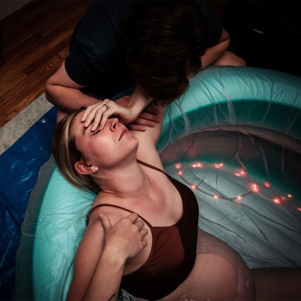 The Natural Beauty Of Childbirth Is Captured In These Homebirth Photographs.