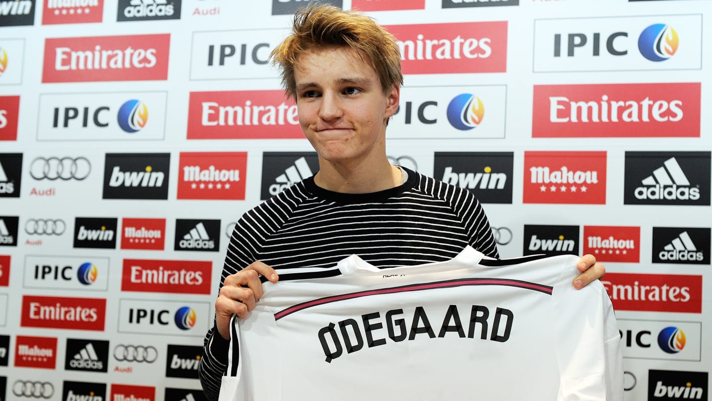 Arsenal captain Martin Odegaard explains why he turned down a trade to Man Utd