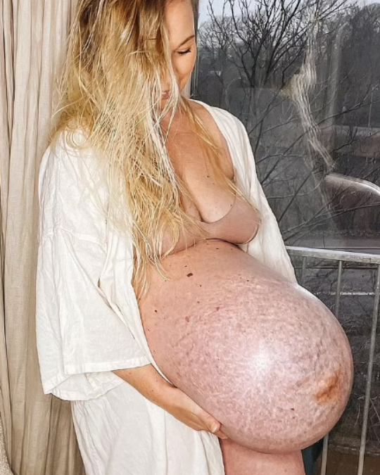 If You’ve Ever Wondered What Being Pregnant With Multiples Looks Like, Here Is The Beauty Of It