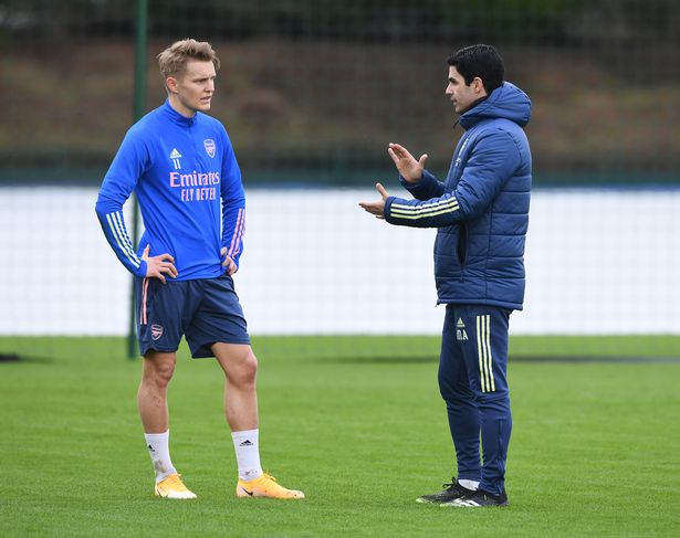 Martin Odegaard trains with Arsenal as Mikel Arteta gets hands on ahead of  Man Utd fixture - Mirror Online