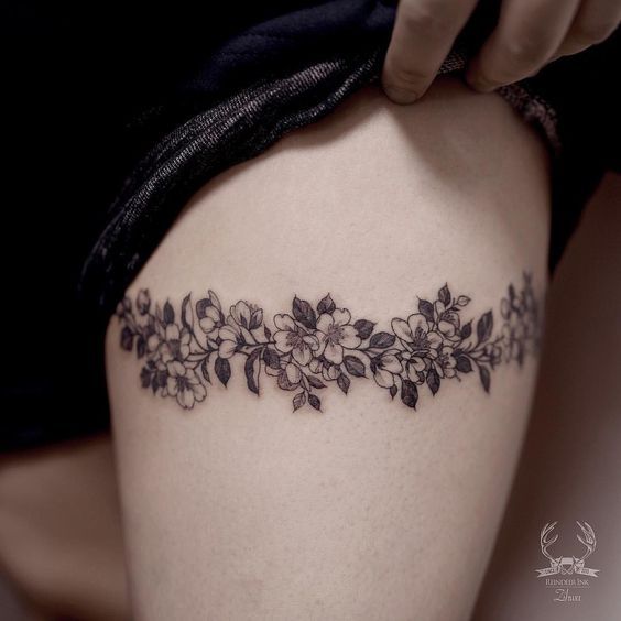 60+ Stunning Lace Tattoo Ideas for a Feminine and Fashionable Look - mysteriousevent.com