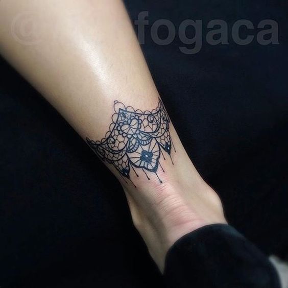 60+ Stunning Lace Tattoo Ideas for a Feminine and Fashionable Look - mysteriousevent.com