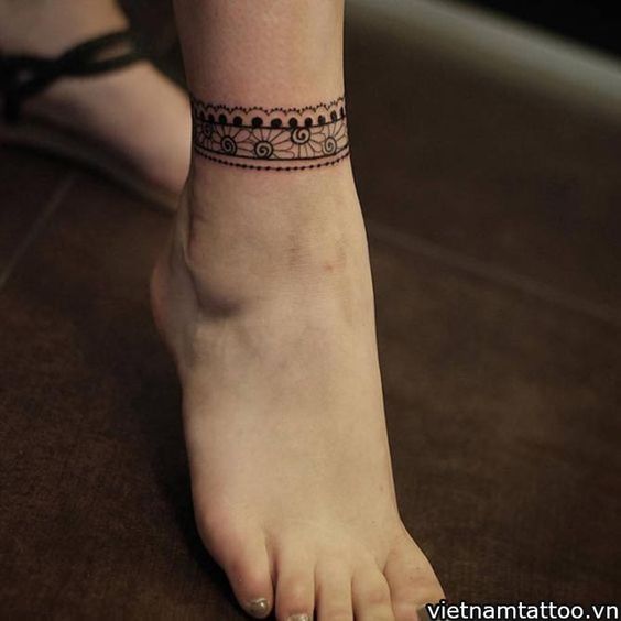 60+ Stunning Lace Tattoo Ideas for a Feminine and Fashionable Look - mysteriousevent.com