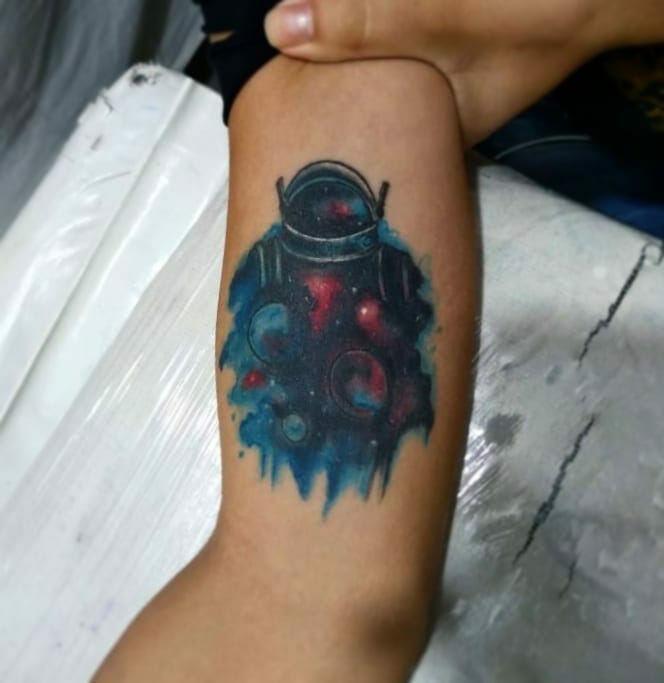 100+ Astounding tattoo designs inspired by the cosmos - mysteriousevent.com