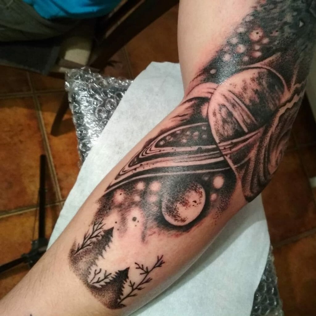 100+ Astounding tattoo designs inspired by the cosmos - mysteriousevent.com