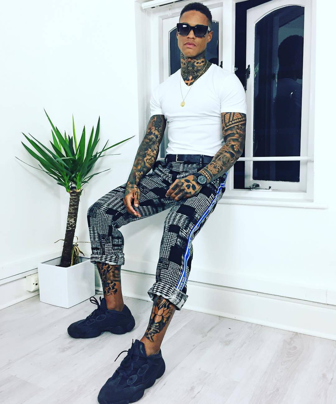 The most beautiful tattoos on the famous model Tyrone Hermitt’s body make everyone fall in love – znice.info