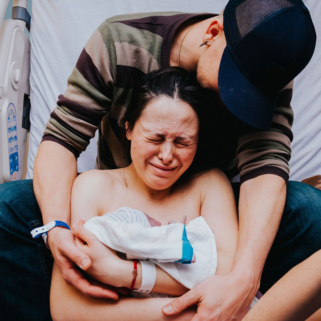 See These Unfiltered, Emotional Photographs of Mothers Welcoming Their Babies