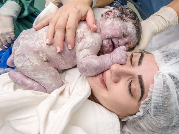 Precious Moments Between Mothers And Newborns Captured In Touching Photos