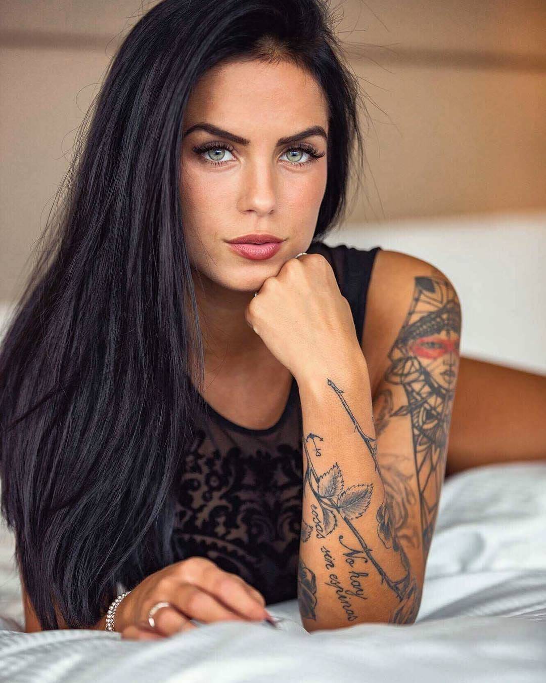 Insatiable taste for tattooed ladies — Marlen Valderrama-Alvaréz  @malvareezz #beautiful...