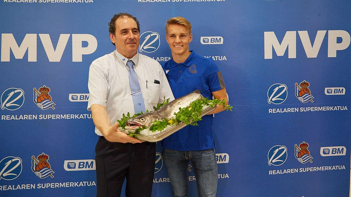 The MVP meets the public - Real Sociedad de Football S.A.D.