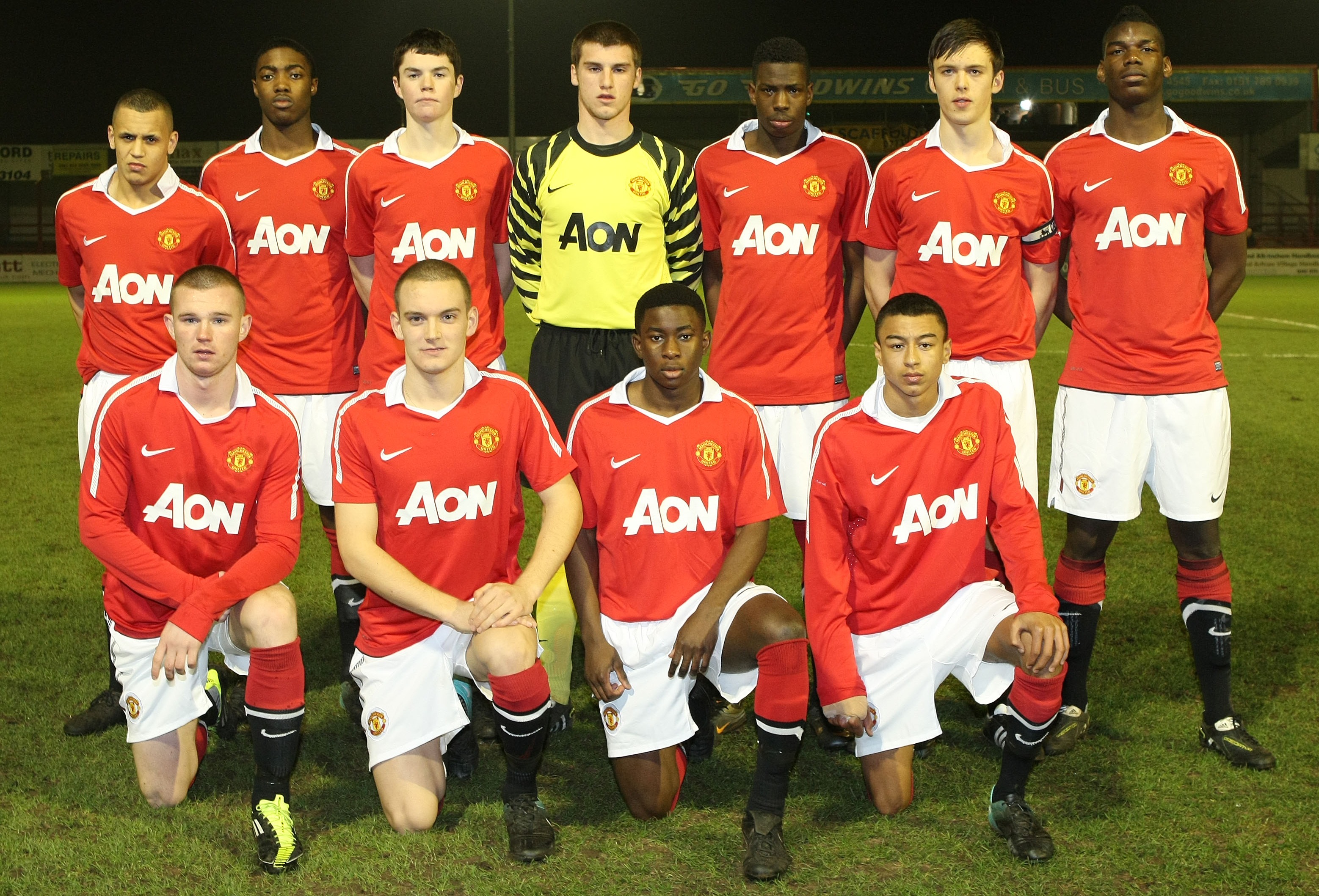 Man Utd's youth teaм in 2011. Back Row L-R: Raʋel Morrison, Tyler Blackett, Michael Keane, Saм Johnstone, Gyliano ʋan Velzen, Toм Thorpe, Paul PogƄa. Front Row L-R: Ryan Tunnicliffe, Michele Fornasier, Larnell Cole, Jesse Lingard