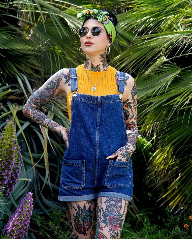 Annɑ Meliani: The Tattooed Model Redefining Beauty Standards in Fashion - mysteriousevent.com