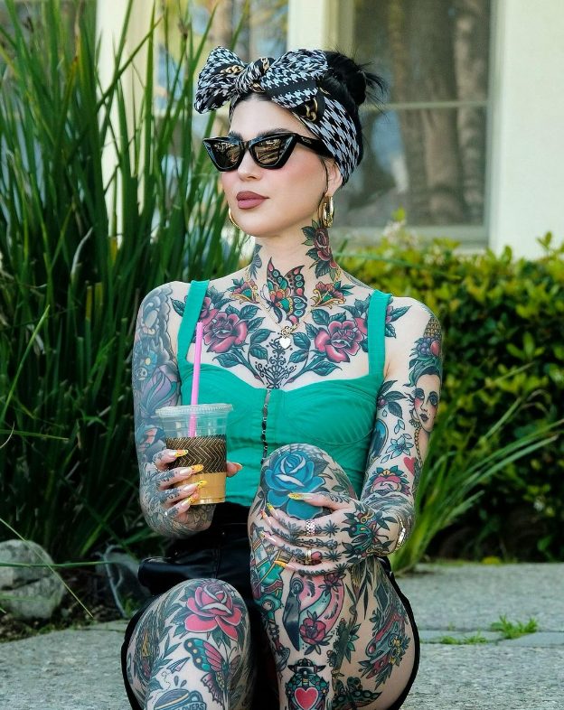 Annɑ Meliani: The Tattooed Model Redefining Beauty Standards in Fashion - mysteriousevent.com