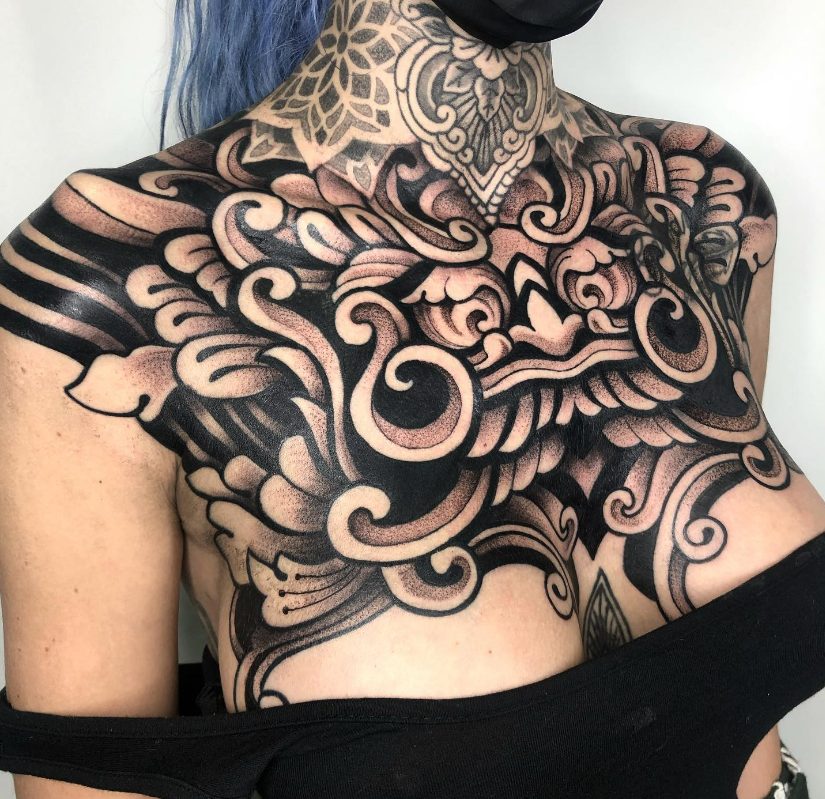 "Unleash Your Inner Artistry With Melow Perez: Barcelona'S Leading Tattoo Artist For Exquisite Blackwork, Ornamental, And Oriental Styles".