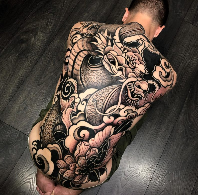 "Unleash Your Inner Artistry With Melow Perez: Barcelona'S Leading Tattoo Artist For Exquisite Blackwork, Ornamental, And Oriental Styles".