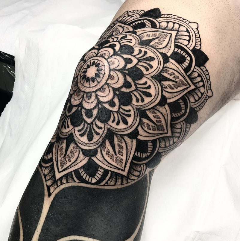 "Unleash Your Inner Artistry With Melow Perez: Barcelona'S Leading Tattoo Artist For Exquisite Blackwork, Ornamental, And Oriental Styles".