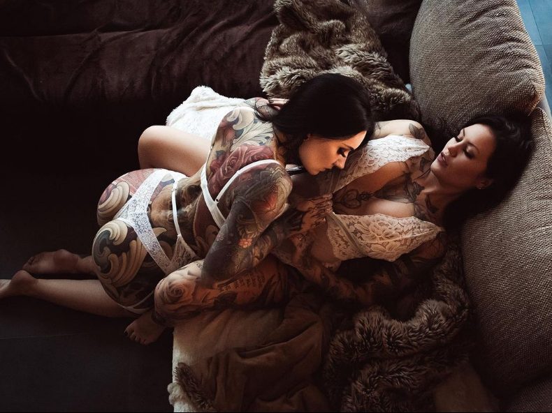 Exploring Beauty and Creativity: The Rise of Bella Isadora, the Tattooed Model and Artist