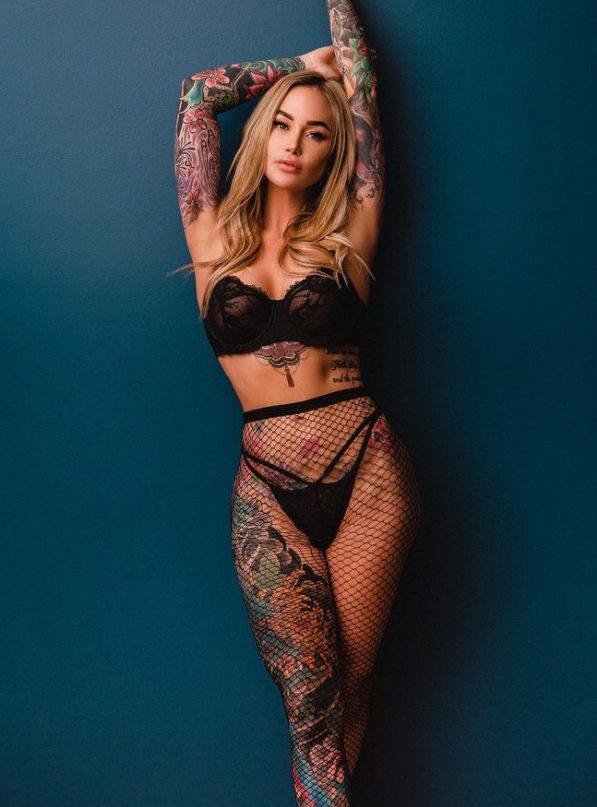 JessicaWilde: Redefining Beauty and Challenging Stereotypes as a Bold and Inspiring Tattoo Model.